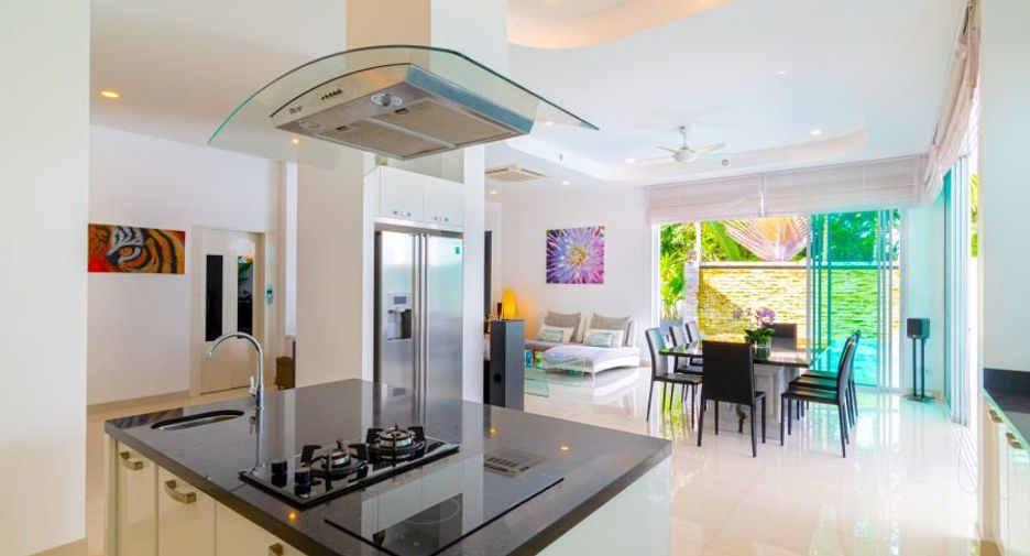 For rent and for sale 4 bedrooms villa in Mueang Phuket, Phuket