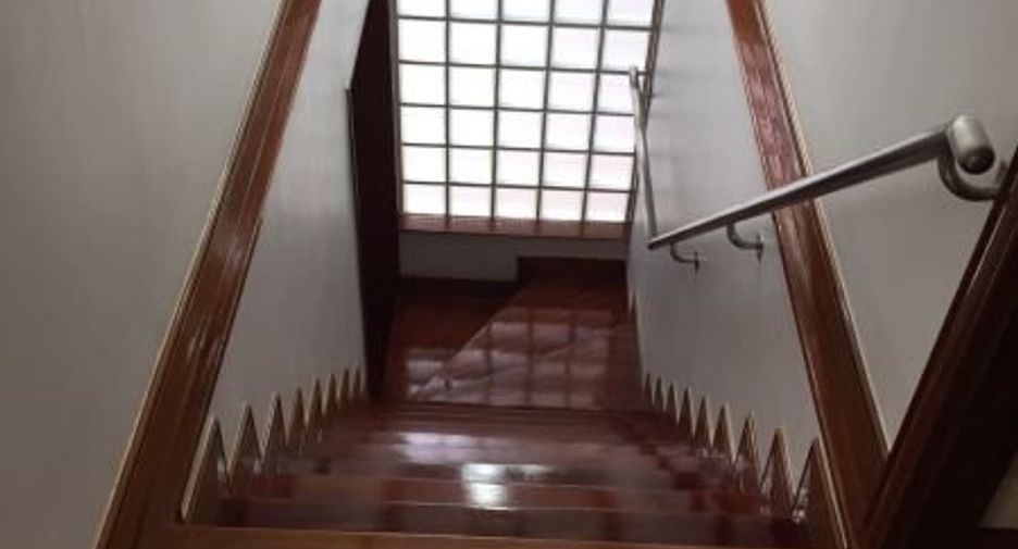 For rent 3 ベッドルーム house in Phra Nakhon, Bangkok