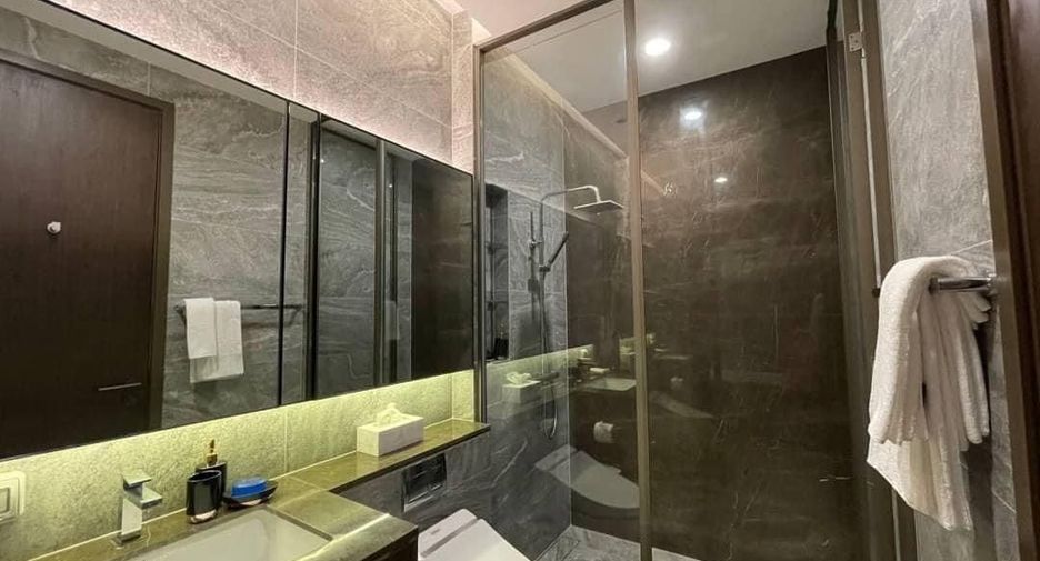 For rent 1 bed condo in Khlong Toei, Bangkok