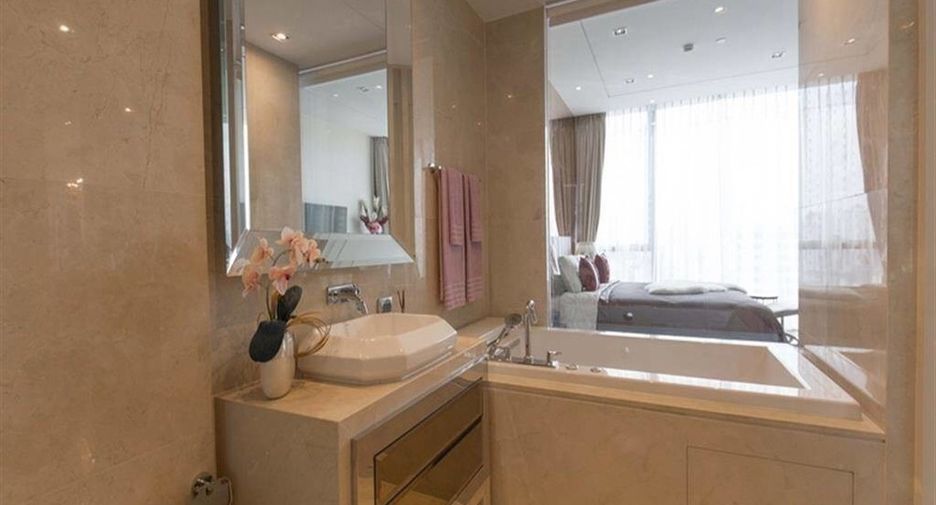 For rent and for sale 2 bedrooms condo in Khlong Toei, Bangkok