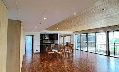 For rent 3 Beds condo in Khlong Toei, Bangkok