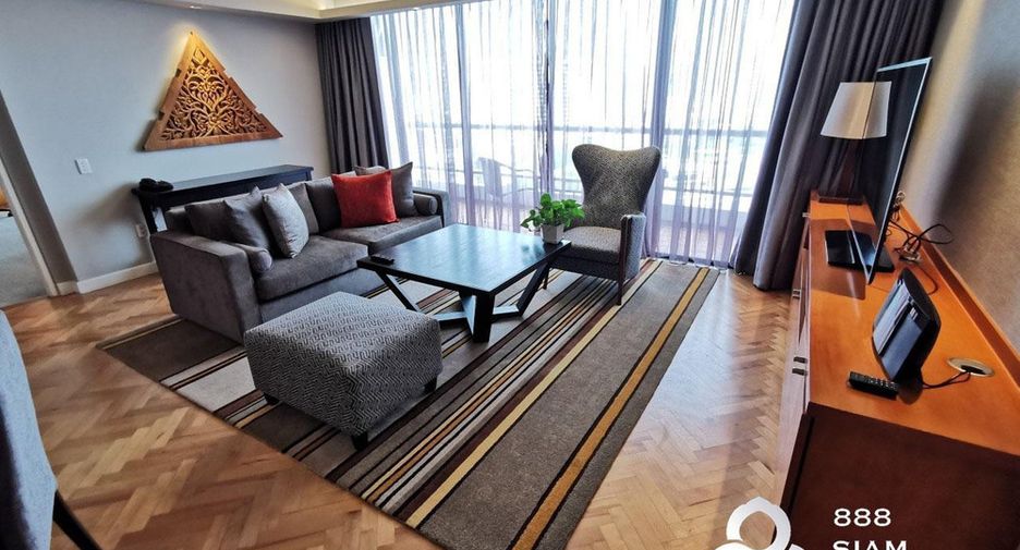 For rent 3 bedrooms condo in Yan Nawa, Bangkok