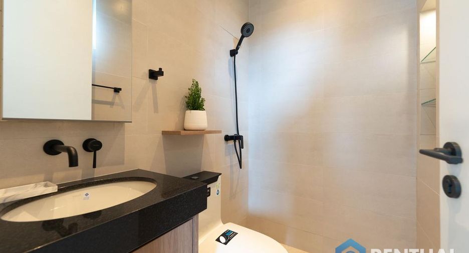 Villa en venta de 4 habitaciones en Bang Lamung, Chonburi