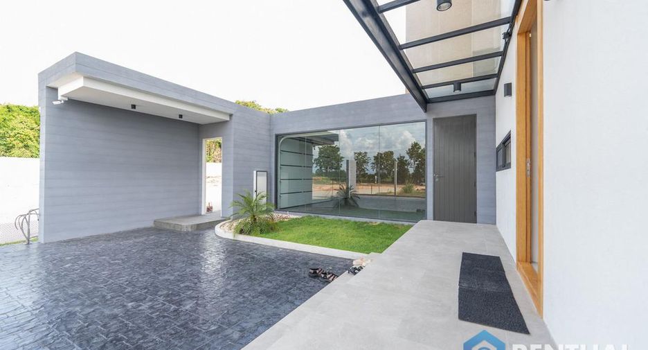 Villa en venta de 4 habitaciones en Bang Lamung, Chonburi