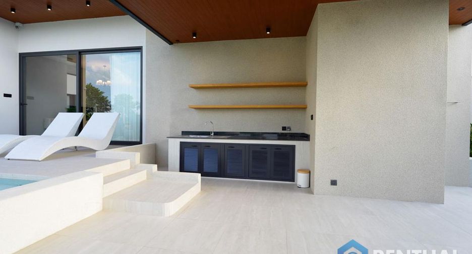 Villa en venta de 4 habitaciones en Bang Lamung, Chonburi