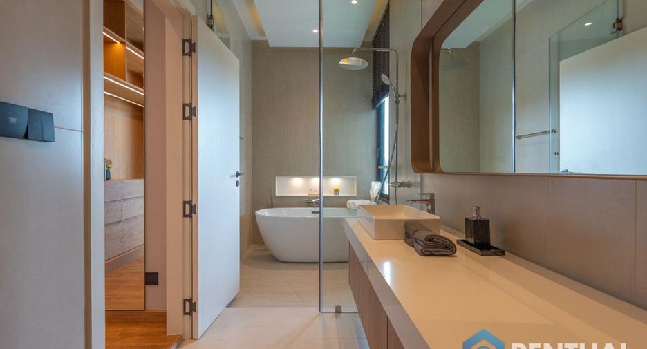 Villa en venta de 4 habitaciones en Bang Lamung, Chonburi