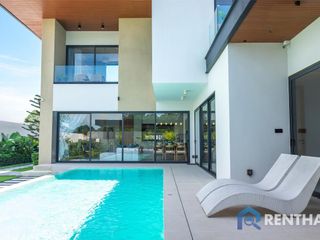 Villa en venta de 4 habitaciones en Bang Lamung, Chonburi