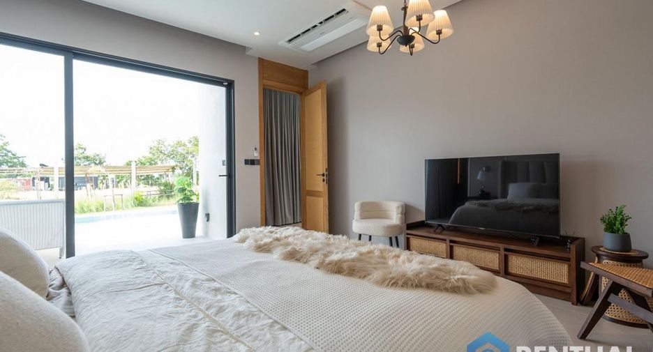 Villa en venta de 4 habitaciones en Bang Lamung, Chonburi