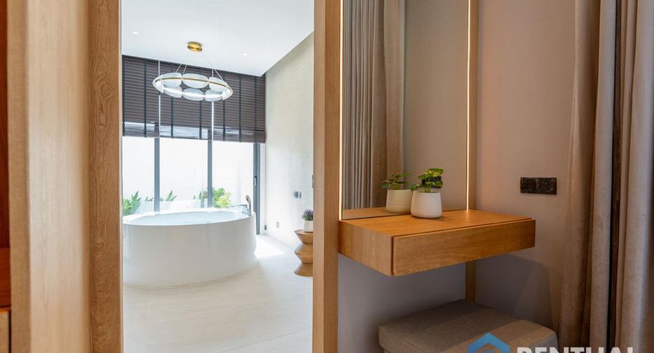 Villa en venta de 4 habitaciones en Bang Lamung, Chonburi