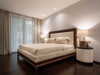 For sale 3 bed condo in Watthana, Bangkok