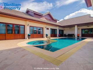 For sale 4 bed villa in Hua Hin, Prachuap Khiri Khan