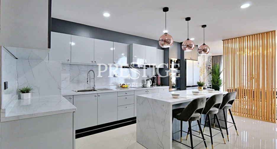 For sale 3 bedrooms condo in Bang Lamung, Chonburi