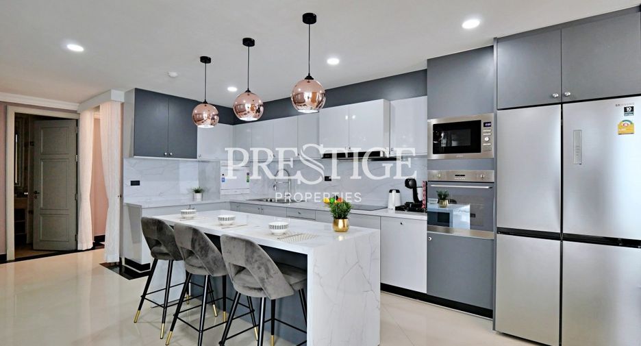 For sale 3 bedrooms condo in Bang Lamung, Chonburi