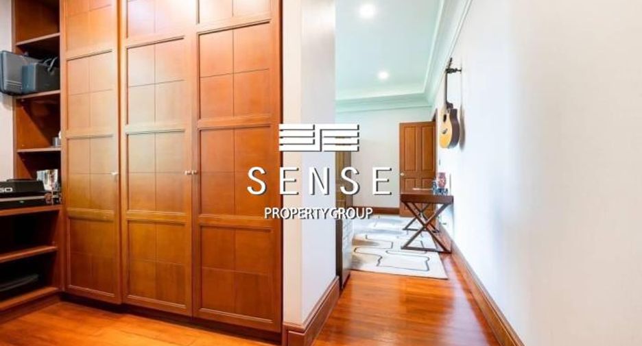 For sale 5 Beds house in Pathum Wan, Bangkok