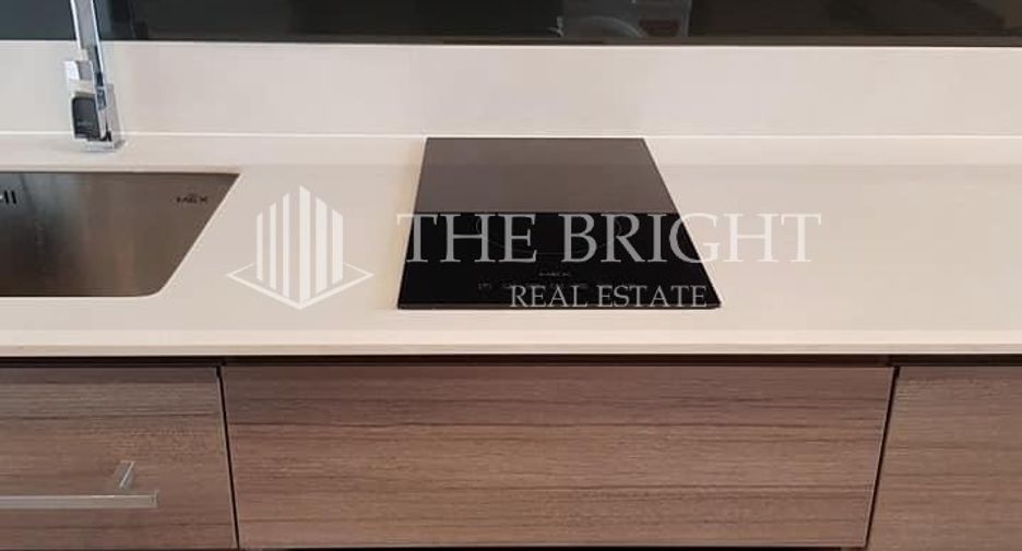 For rent 1 bed condo in Phaya Thai, Bangkok