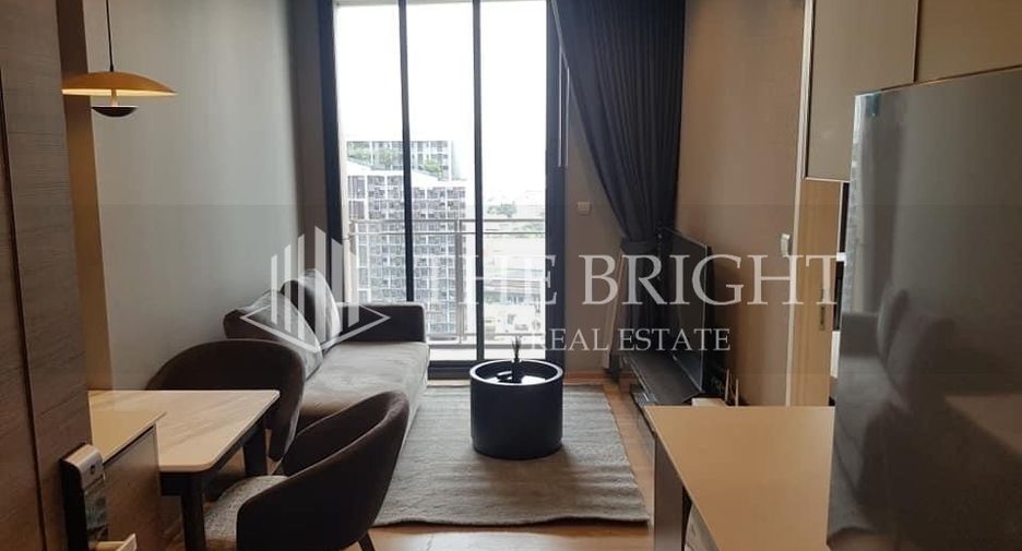 For rent 1 bed condo in Phaya Thai, Bangkok