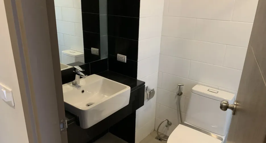 For sale 1 Beds condo in Thalang, Phuket