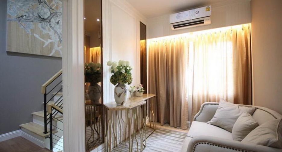 For sale and for rent 4 bed house in Lat Phrao, Bangkok