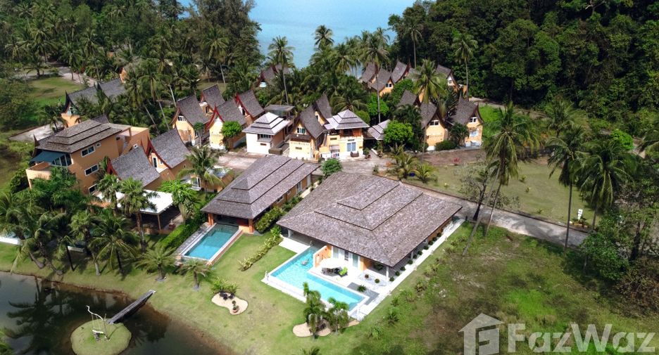 For sale 5 bed villa in Ko Chang, Trat