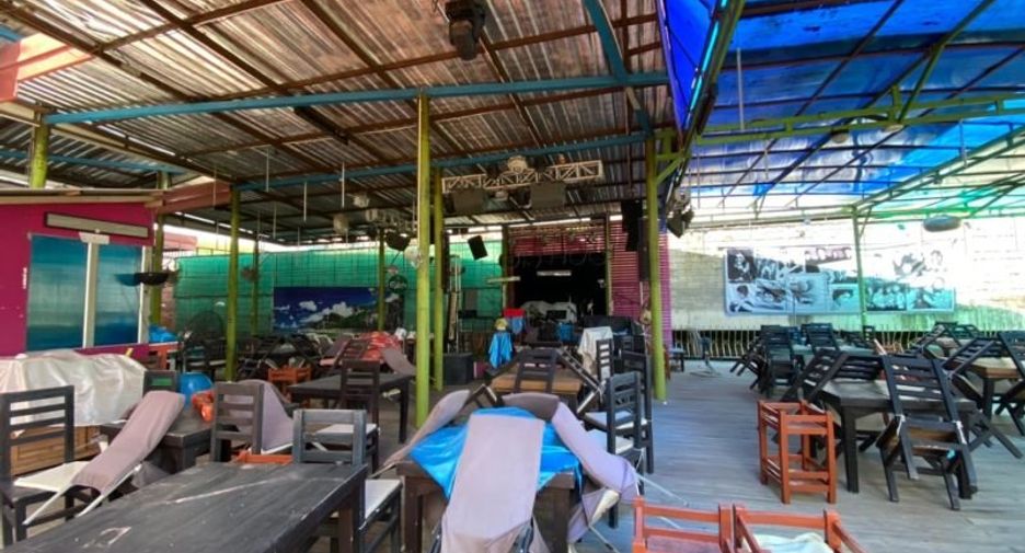 À vendre local commercial à Mueang Chiang Mai, Chiang Mai