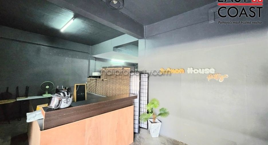 For sale 8 bedrooms retail Space in Bang Lamung, Chonburi