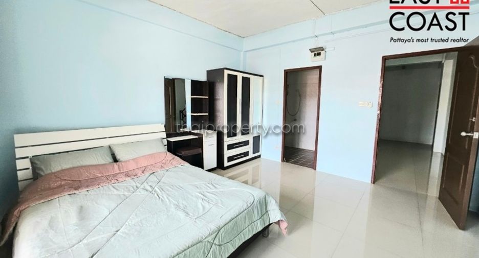 For sale 8 bedrooms retail Space in Bang Lamung, Chonburi