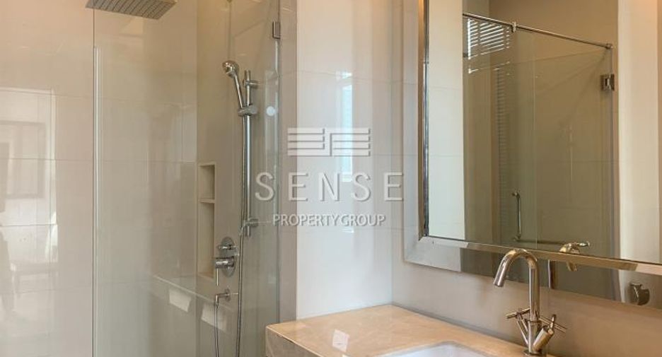 For rent 3 bedrooms condo in Watthana, Bangkok