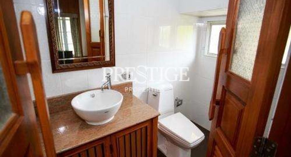 For rent 5 bedrooms house in Bang Lamung, Chonburi