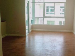Casa adosada en venta de 3 habitaciones en Phra Nakhon, Bangkok
