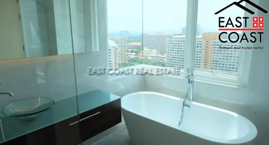 For sale 2 ベッドルーム condo in Bang Lamung, Chonburi