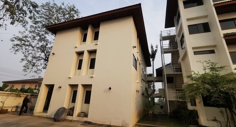 For sale office in Khan Na Yao, Bangkok
