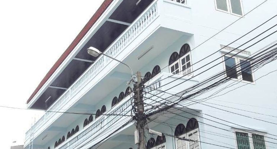 For sale 8 bed townhouse in Thung Khru, Bangkok