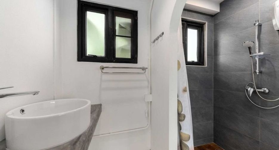 For sale 14 bedrooms retail Space in Ko Samui, Surat Thani