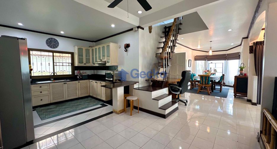 For sale 3 bed house in Jomtien, Pattaya