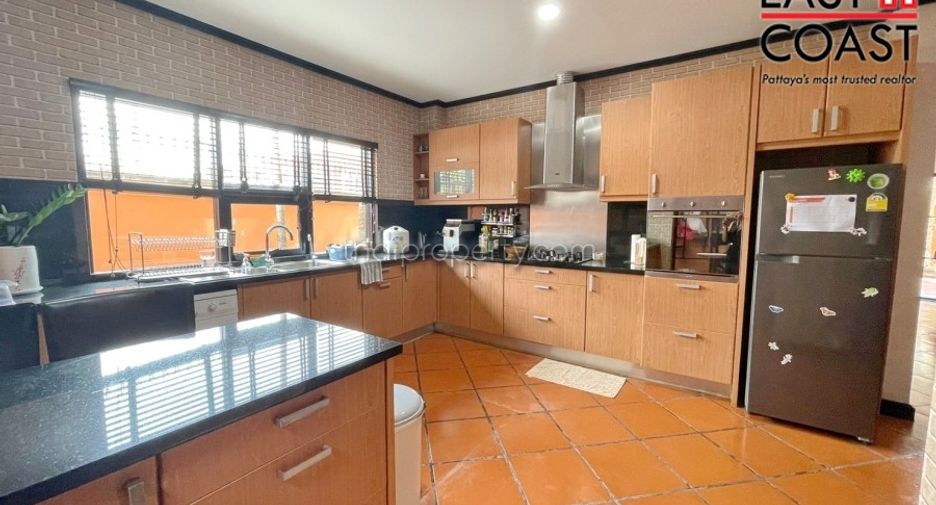 À vendre 4 chambres maison à Bang Lamung, Chonburi