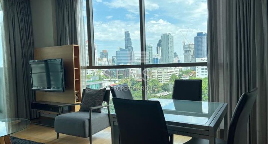 For rent 2 bedrooms condo in Khlong Toei, Bangkok