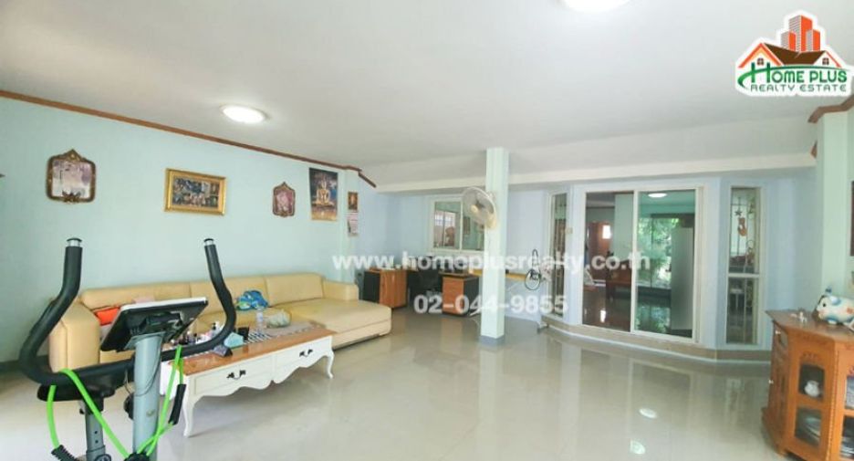 For sale 4 bedrooms house in Bang Bo, Samut Prakan