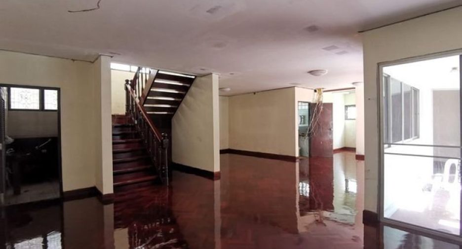 À vendre 4 chambres maison à Sathon, Bangkok