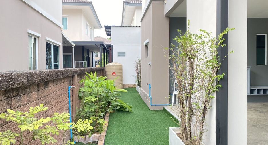 For rent 3 Beds house in Suan Luang, Bangkok