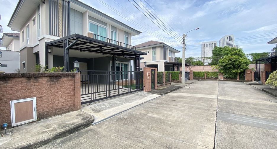 For rent 3 Beds house in Suan Luang, Bangkok