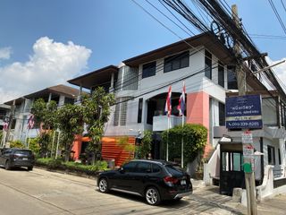 For rent office in Wang Thonglang, Bangkok