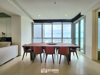 For sale 3 bedrooms condo in Sathon, Bangkok
