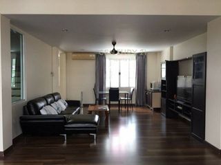 For rent 3 bedrooms townhouse in Bang Na, Bangkok