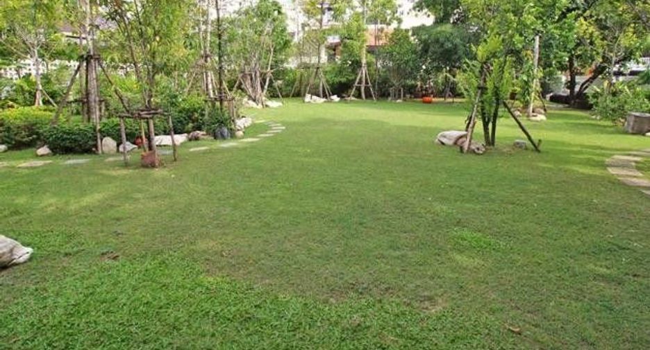 For sale 7 Beds house in Suan Luang, Bangkok