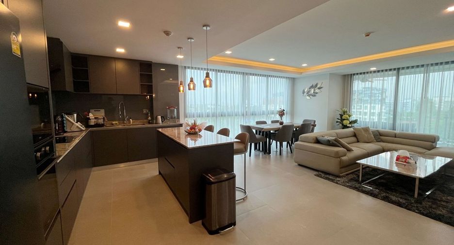 For sale 3 bedrooms condo in Bang Lamung, Chonburi