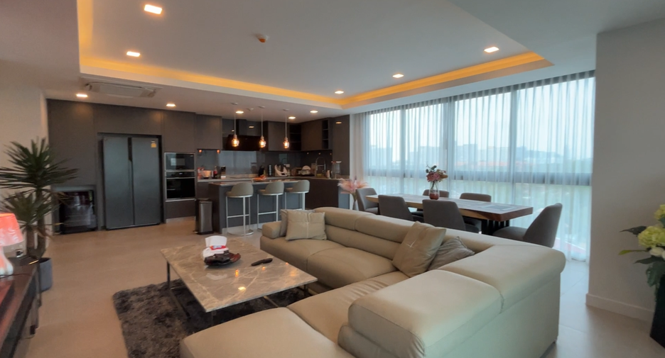 For sale 3 bedrooms condo in Bang Lamung, Chonburi