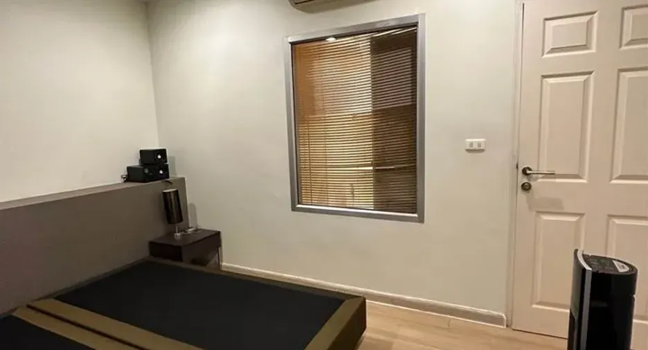 For rent 1 bed condo in Ratchathewi, Bangkok