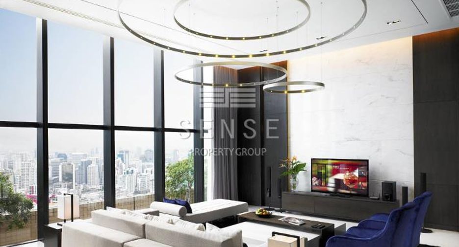 For rent 3 bedrooms condo in Khlong Toei, Bangkok