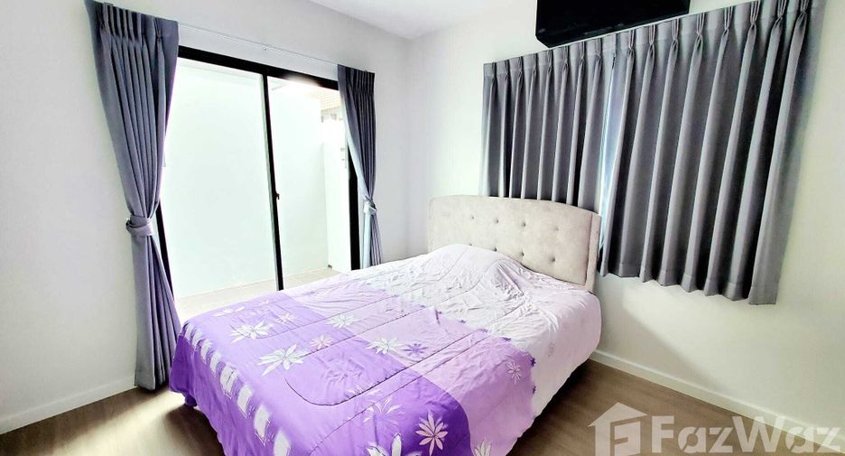 For rent 3 Beds house in Lat Krabang, Bangkok