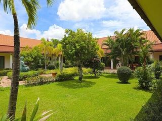 For sale 6 bedrooms house in Bang Lamung, Chonburi